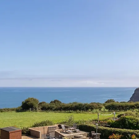 Ammonite - Coastal Retreat With Sea Views בית נופש *